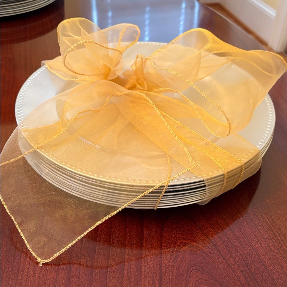 50 Elegant antique gold chiffon chair sash
New in Package